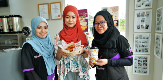 Eat’s Hot partners with Chatime to serve Hot Wings