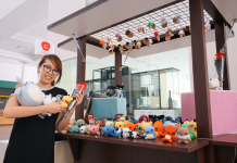 This Master’s student makes soft toys by hand