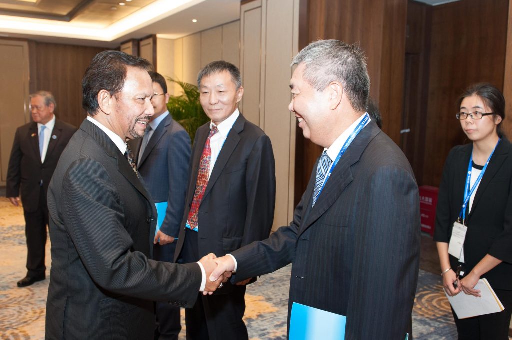His Majesty with Chairman of Zhejiang Hengyi Group Co., Ltd Qiu Jianlin