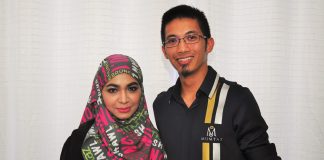 From $200 to $200,000: Married couple finds niche in headscarves