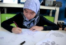 Turning a uni project into a business: ZZ scarves