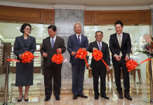 Shinwoo opens second luxury store at Empire