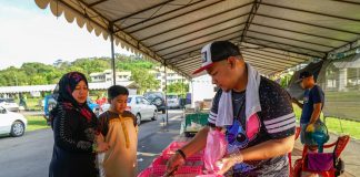 Gerai Ramadhan Temburong fetes 32 vendors Gerai Ramadhan Temburong
