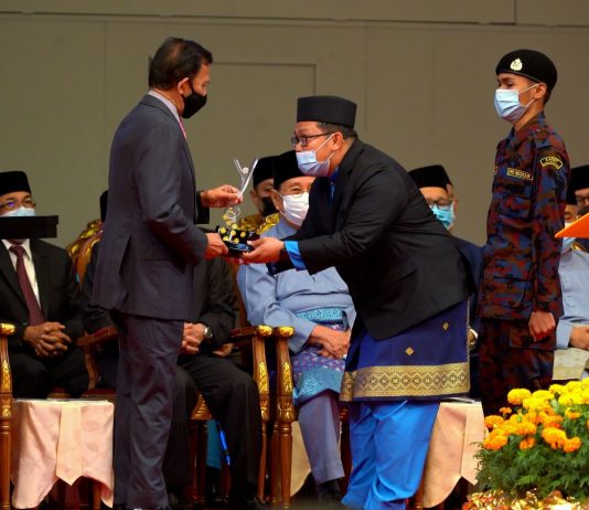 Entrepreneurs shine at National Youth Awards Al-Huffaz Youth Award