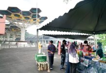 Hunting for unique delicacies: Gerai Ramadhan Temburong