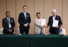 Australia’s AgriGen to establish Brunei’s first private food laboratory Director of AgriGen Ross Brierty (right) and Chairman of FarmFresh Dr. Nasir Latif (second from right) exchange the signed MoA for the establishment of BIAL, witnessed by Australian High Commissioner to Brunei Michael Hoy (second from left).