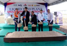 VidDaCom to become first local owner-operator of mud plant Representatives from BEDB, SLB, VidDaCom, BSP and BIBD mark the groundbreaking of VidDaCom’s Liquid Mud Plant.