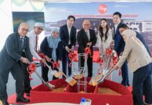 After becoming Brunei’s biggest chilli producer, Gropoint builds country’s largest seafood plant METI Minister YB Dato Dr Hj Abd Manaf with Gropoint CEO Wei Lee, MD Eileen Lee and other government and project stakeholders at the groundbreaking ceremony for Gropoint’s seafood processing plant on June 23.